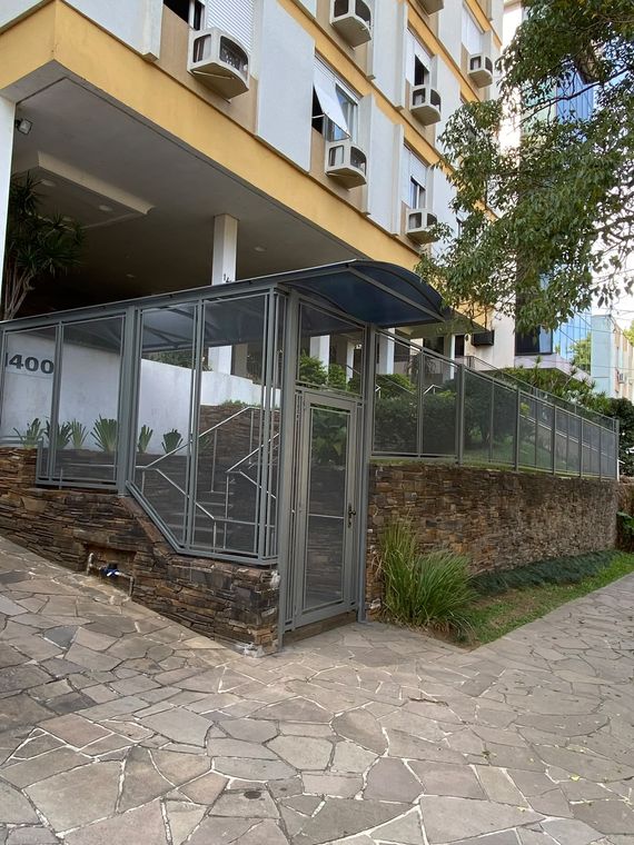 Fechamento em tela para prédio